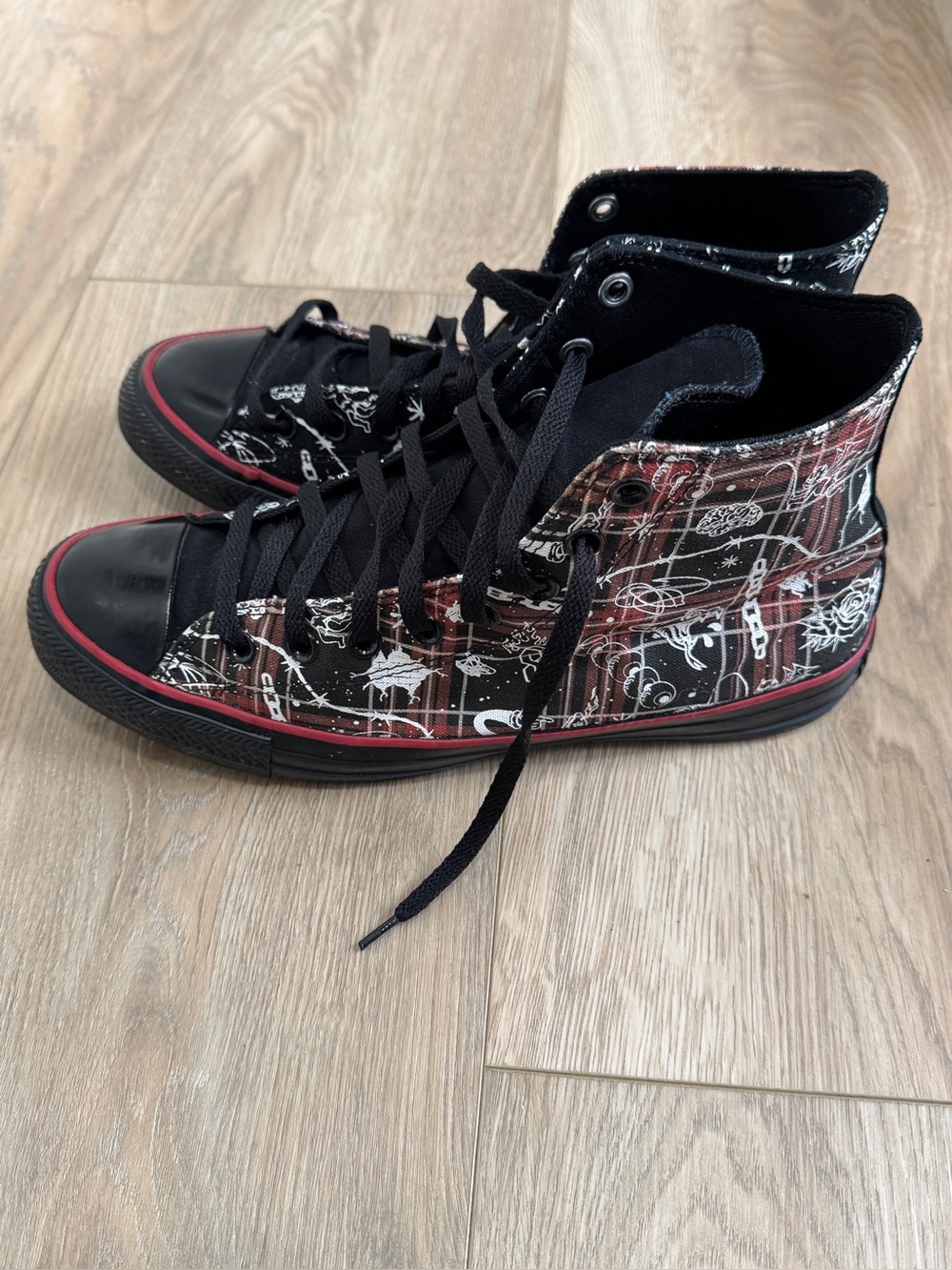 Converse Chuck Taylor Xavi Official Graphic Doodle Men's High-Top Sneakers 9.5 - Picture 2 of 8